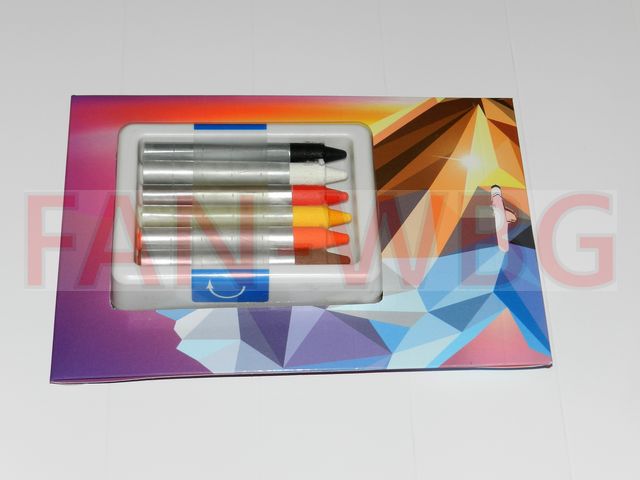 Грим-краска карандаш в наборе для фанатов и болельщиков