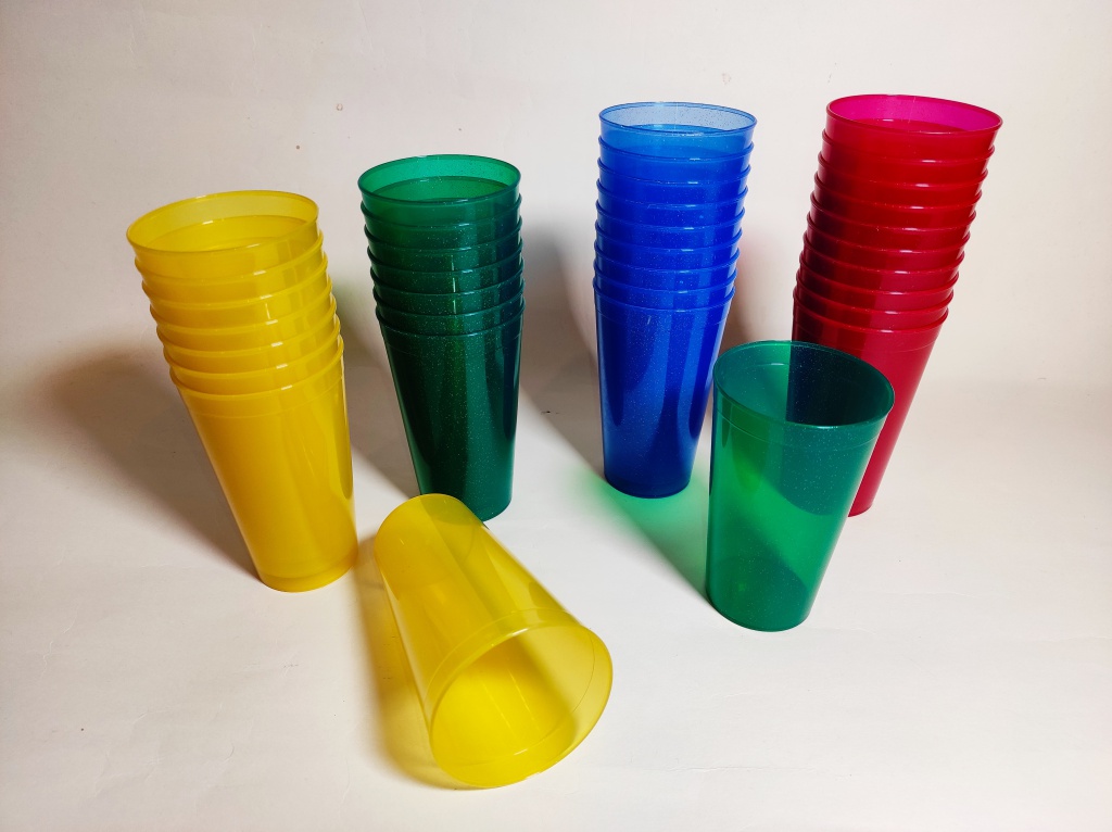 Стаканы пластиковые для многоразового использования под вплавления этикетки по кругу 